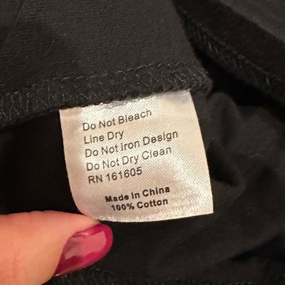 Fetti Bear "Graffiti Bear" Graphic Tee - Size L - Picture 8 of 9